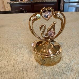 Mascot Swan in Heart Music Box Pink Swarovski Crystal 24K Gold Plated